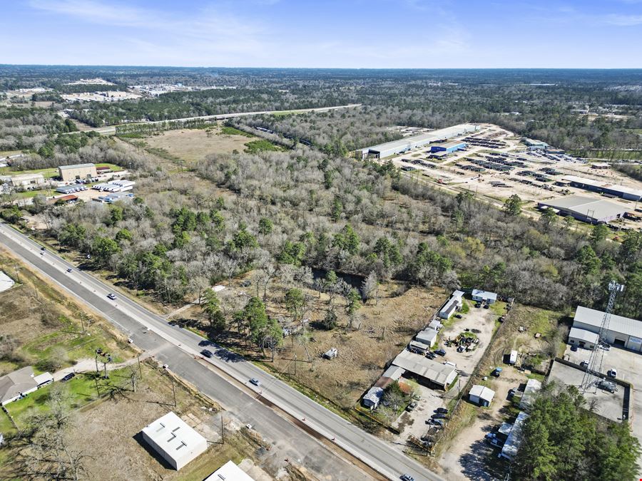 Prime 3.6-Acre Commercial Property on High-Traffic Hwy 105 – Ideal for Development!