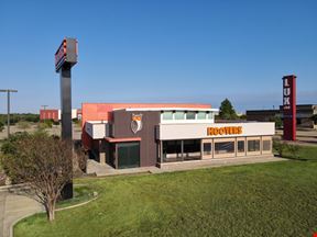 Hooters College Station