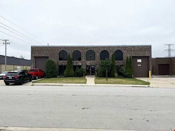 Preview of Industrial space for Rent at 685-695 Lunt Avenue