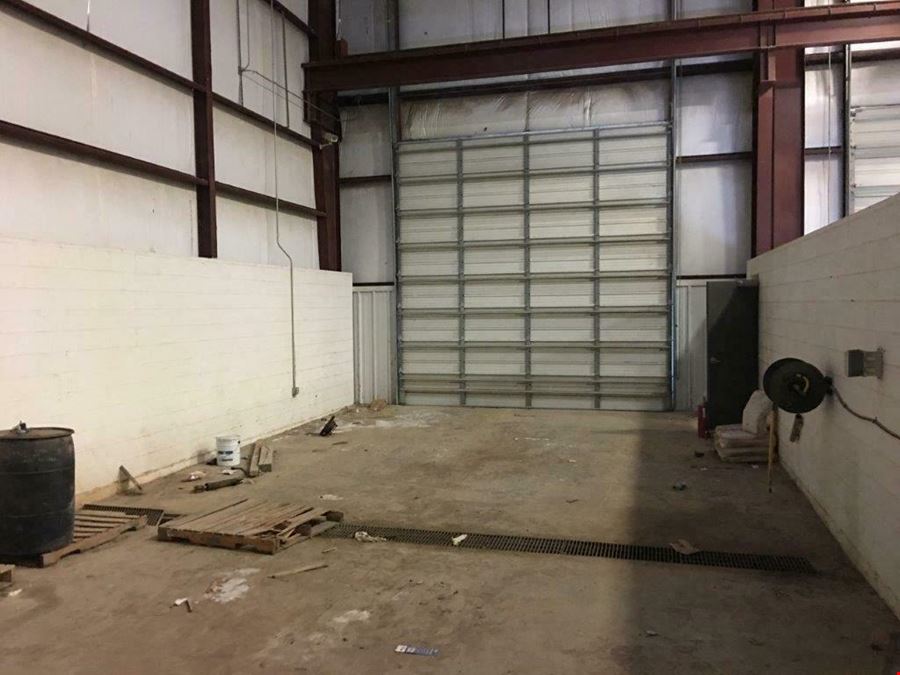 16,000 SF Service Facility on 14.71 AC