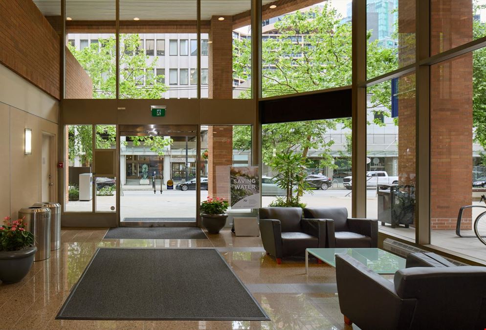 1140 W Pender St, Sun Life Financial Centre 