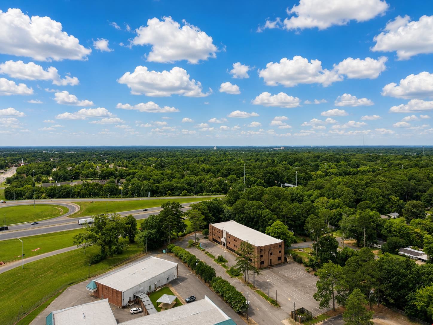 3815 Interstate Ct