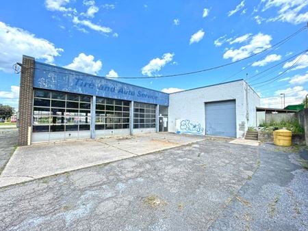 Preview of Retail space for Rent at 4309 Jonestown Road