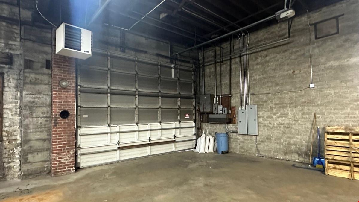 735 Commerce Ave