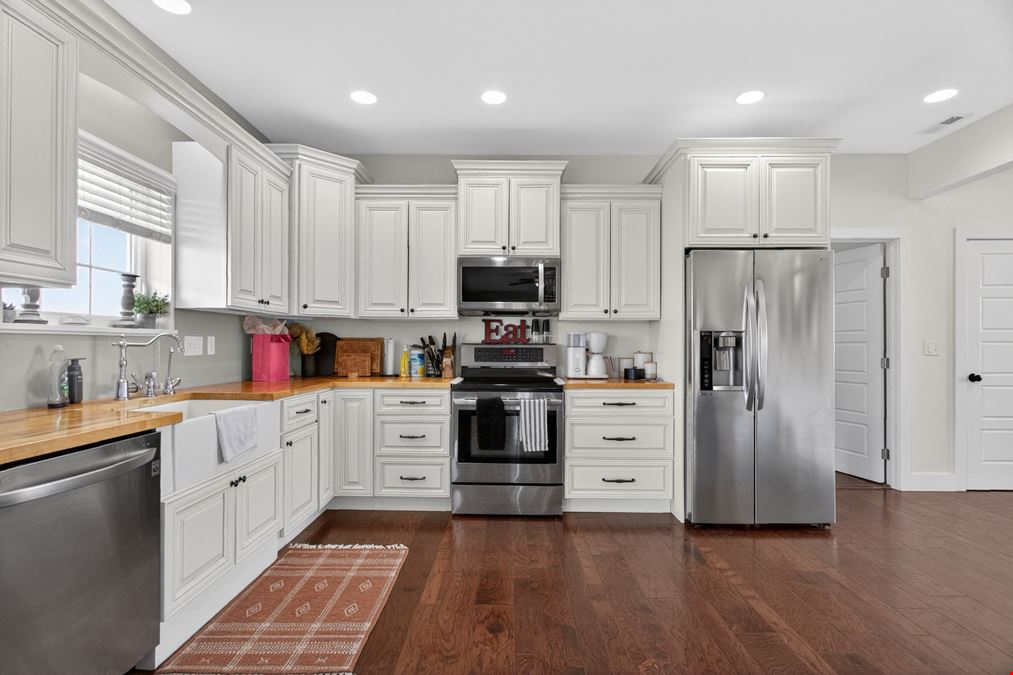 2701 Sage Ct