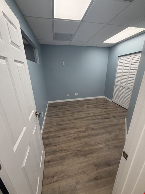 10625 N Military Trl #204