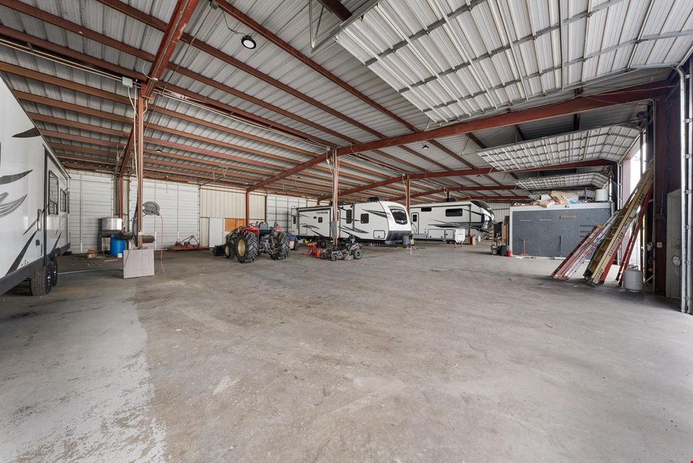 Flex Space for Sale in Wills Point