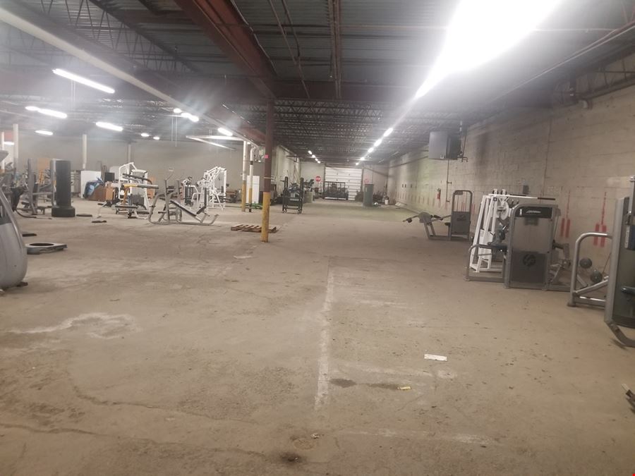 Warehouse/Retail Space: Catalyst Fitness Plaza