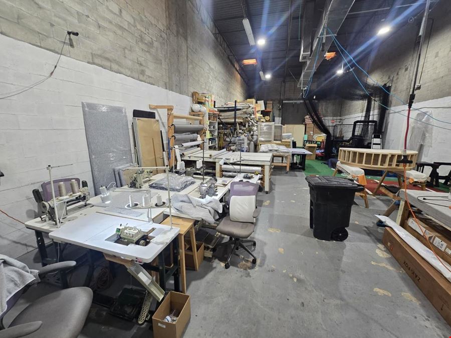 For Lease 100% A/C Office/Warehouse