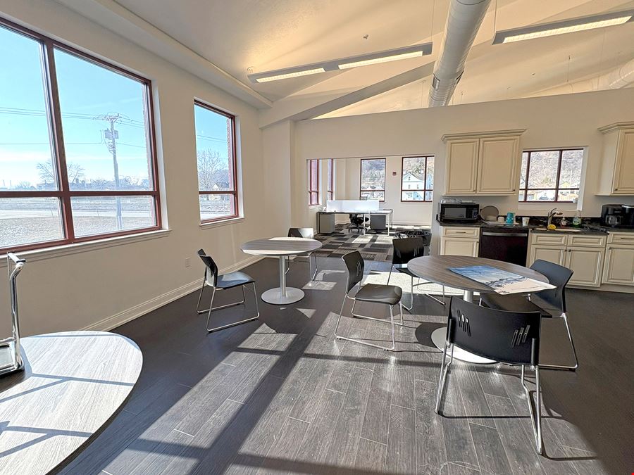 11,565 SF Flex Space - Sublease Available