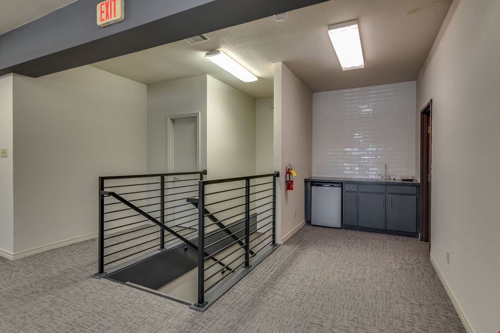 9292 Huntington Square