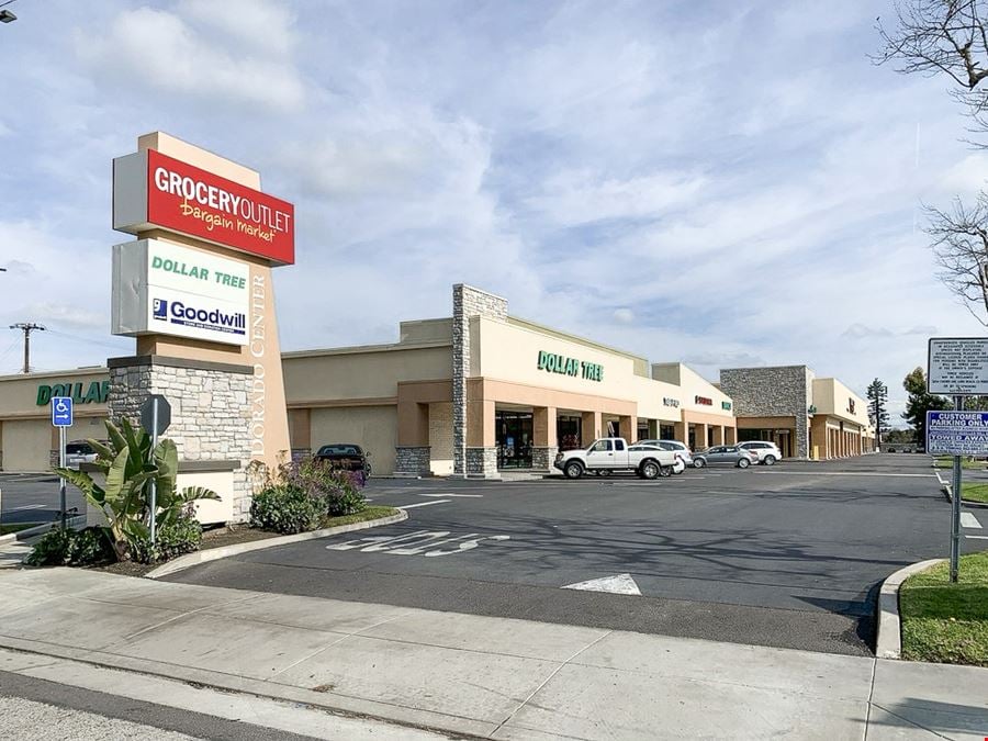 DRIVE-THRU PAD + RETAIL | El Dorado Center