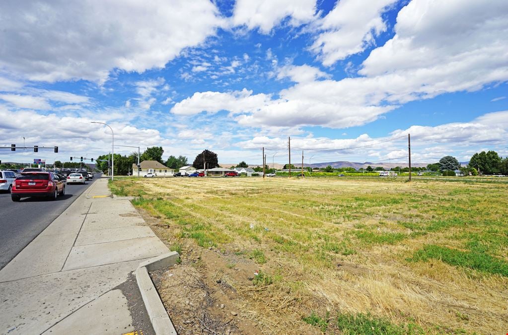 The Landing - Prime Commercial Lots