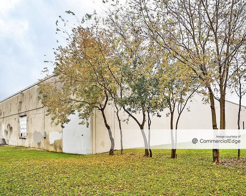 Silber Road Business Center - 1246-1270 Silber Road