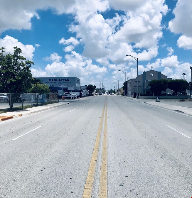 Hialeah Strip Shopping Center