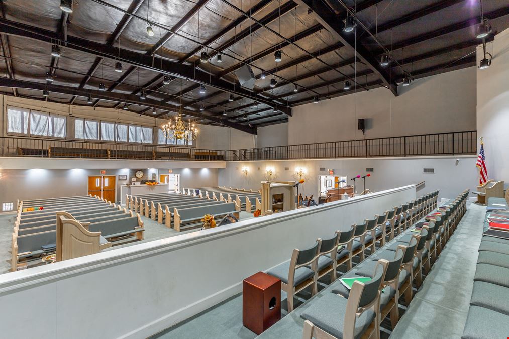 Move-In Ready 9,606 SF Church on 3.8 Acres by Hwy 58 and Hwy 153