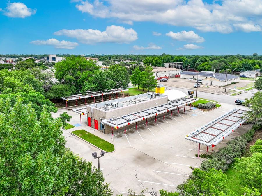 1,704 SF for Sale or Lease in Irving
