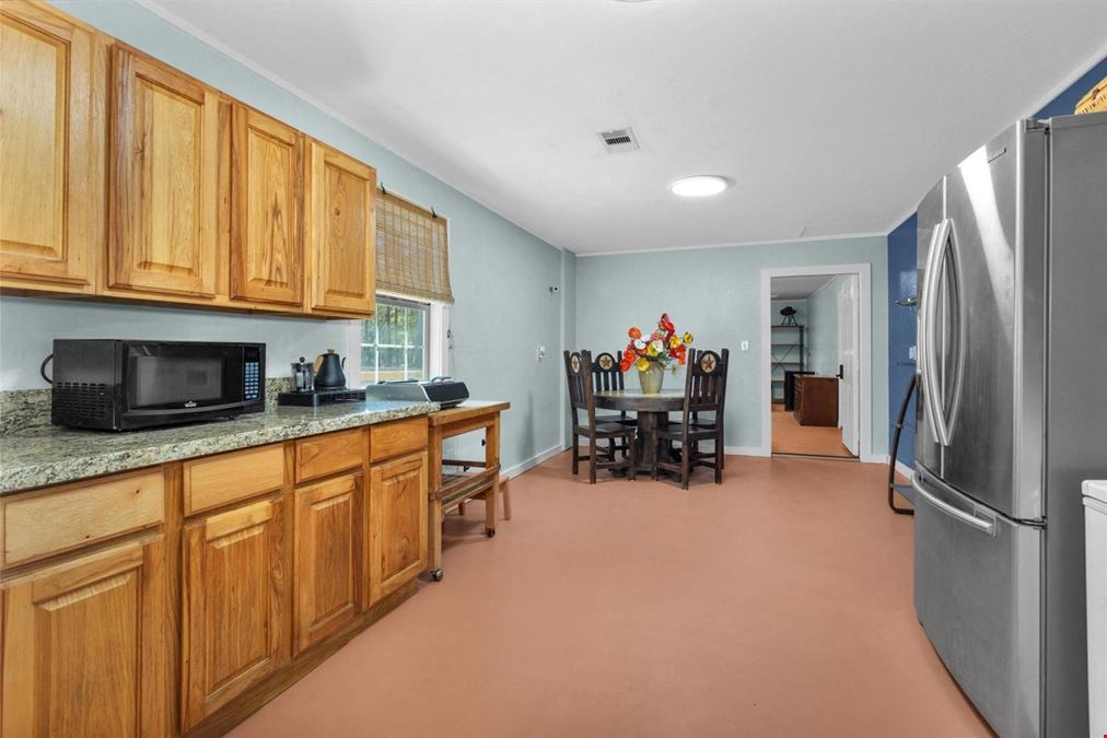  30820 Collier Smith Rd