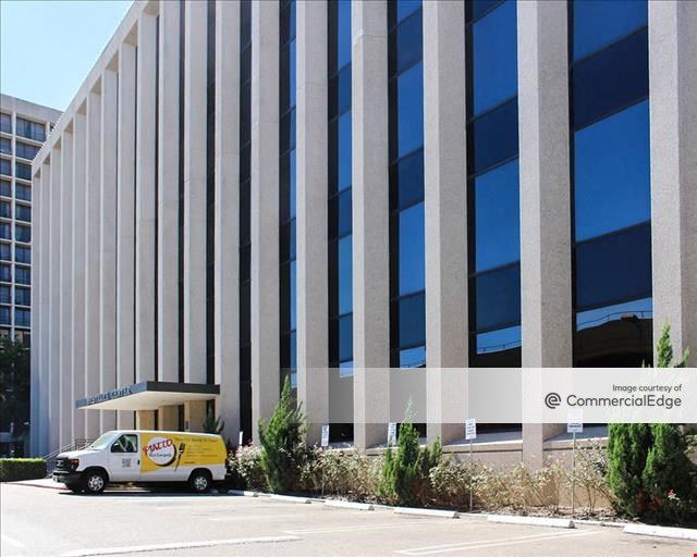 2801 Post Oak - Westlake Center