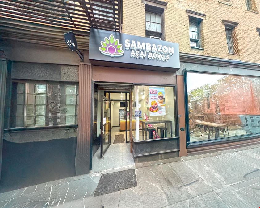 600 SF | 58 West 8th Street | Turnkey Space with Basement & Glass Frontage for Lease