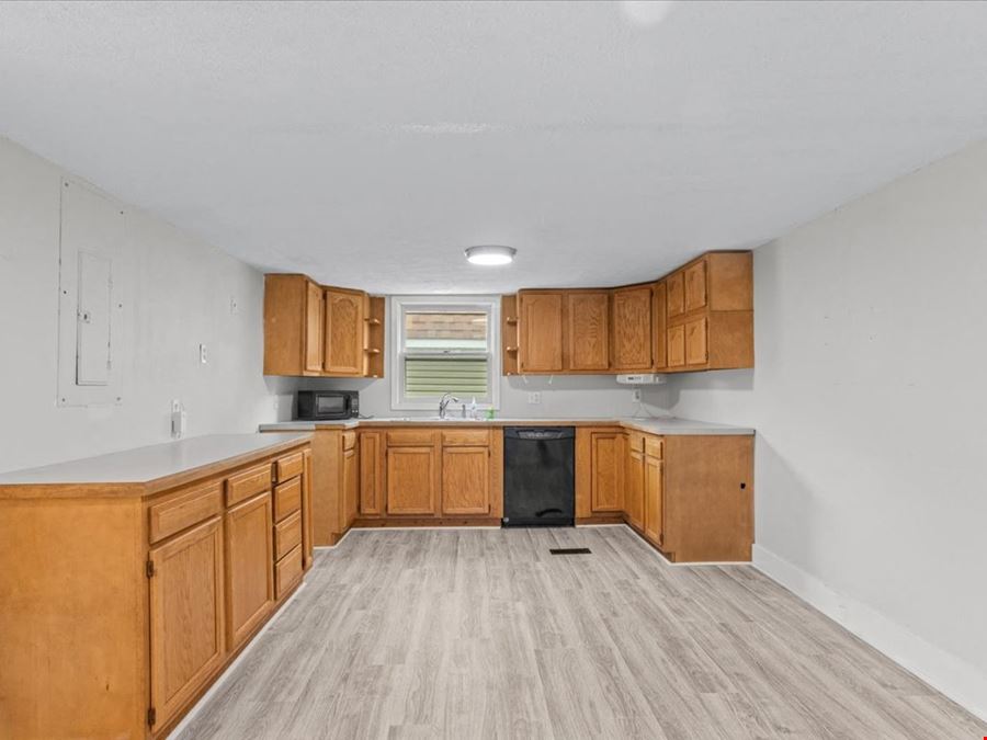 2505 Lincoln Drive