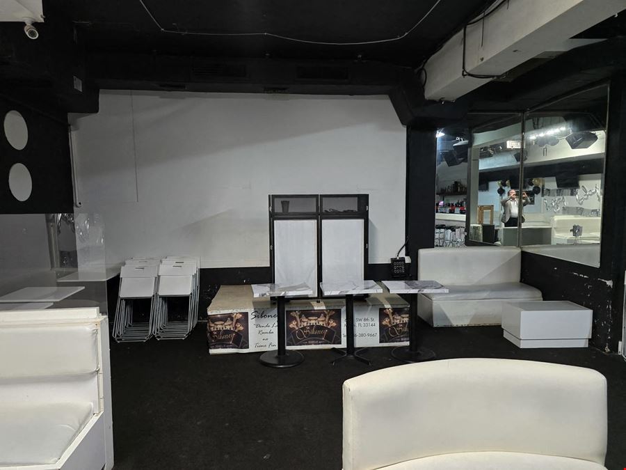 Bar/Retail Opportunity Calle Ocho Lit Havana