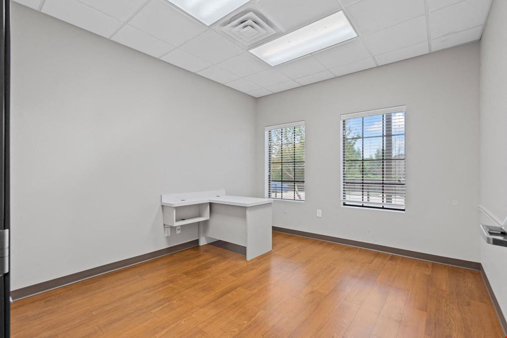3055-3071 W Southlake Blvd