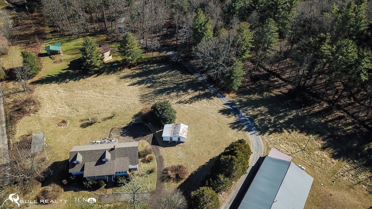 Former Personal Care Facility with Conversion Potential | ±12,037 SF