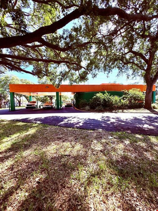 130 SE Entrada Avenue, Port St. Lucie FL, 34952
