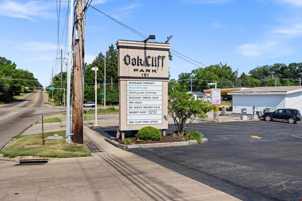 Oak Cliff Park - 21 Unit Shopping Center