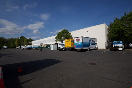 Preview of Industrial space for Rent at 17948 NE Riverside Pkwy