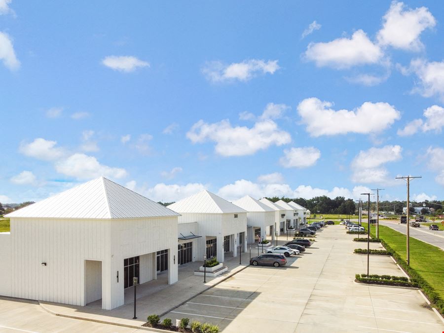Conway Village Center: Upscale Retail Development along Hwy 44