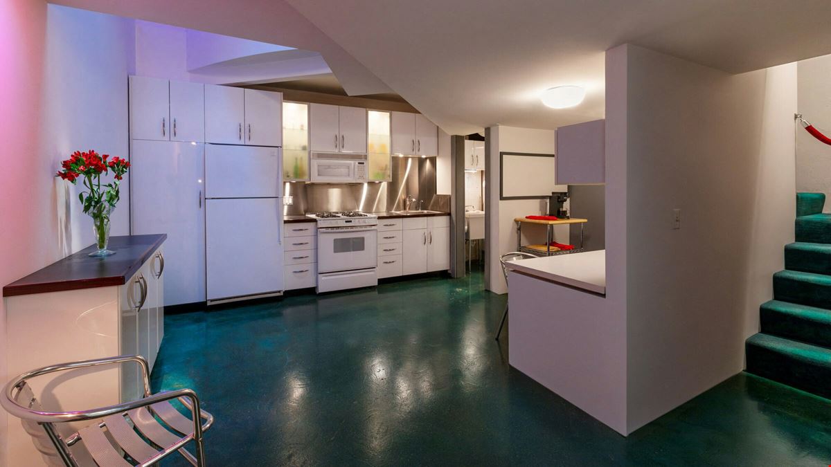 619-621 W McGraw