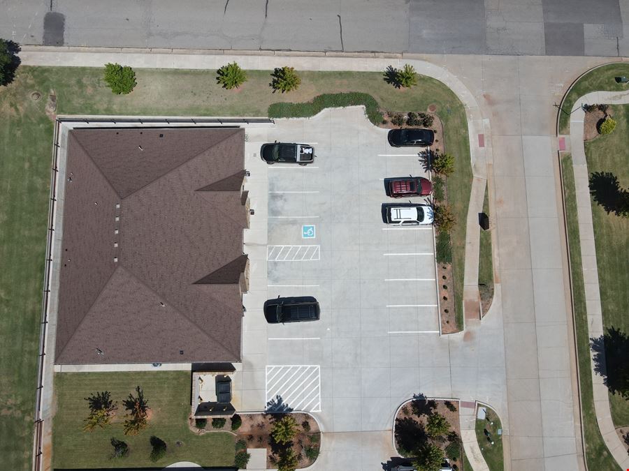 517 Liberty Lane STE 100