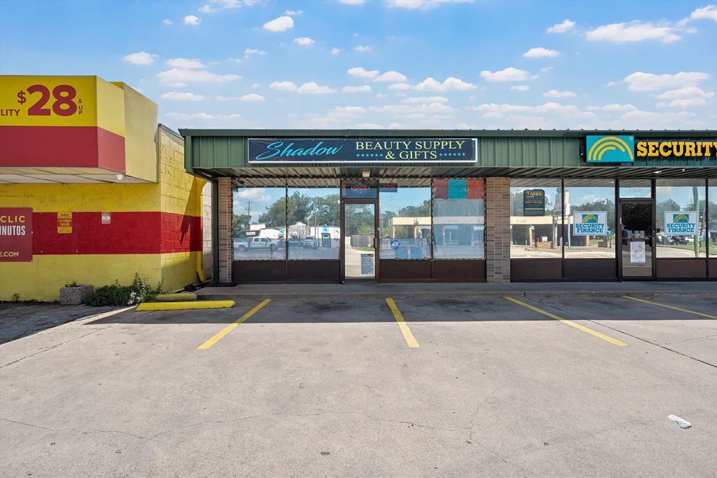 2514 W Waco Dr