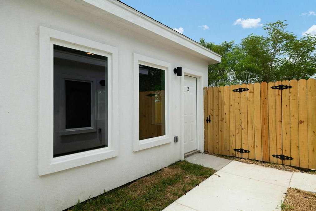 412 & 416 E. Acacia St., 