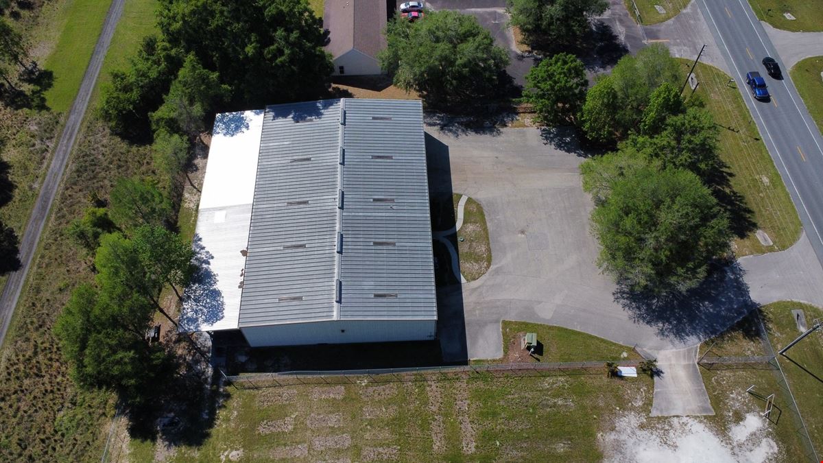 25845 W US Highway 27 - Investment Opportunity | Warehouse with Adjacent 0.97± AC Lot
