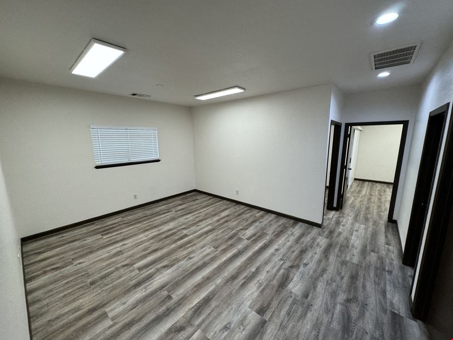 ±1,175 SF of Newly Remodeled Professional Office Space in Visalia, CA