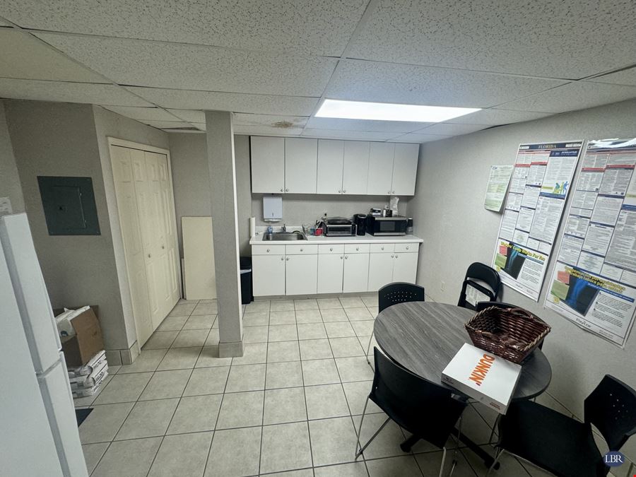 3815 N U.S. 1, Suite 103