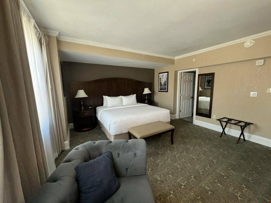 AMERICUS UNSCRIPTED HOTEL BY HYATT