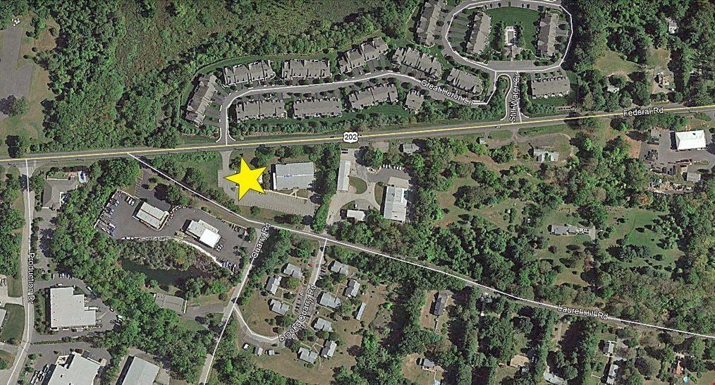 940 Federal Rd, Brookfield, CT