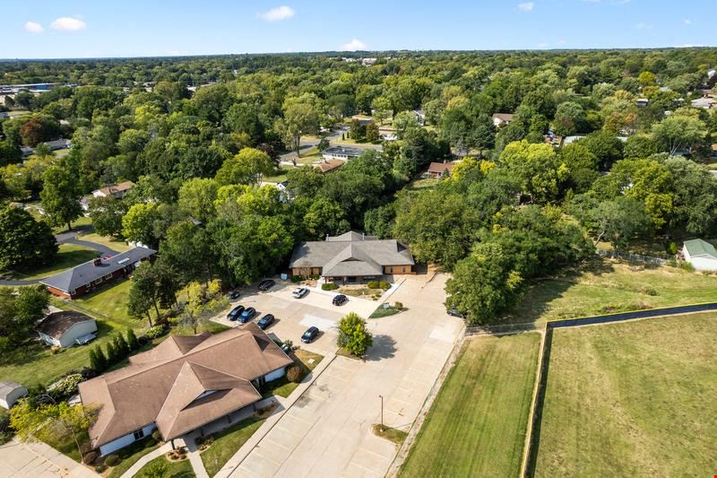 5113 N Executive Dr Suite 106