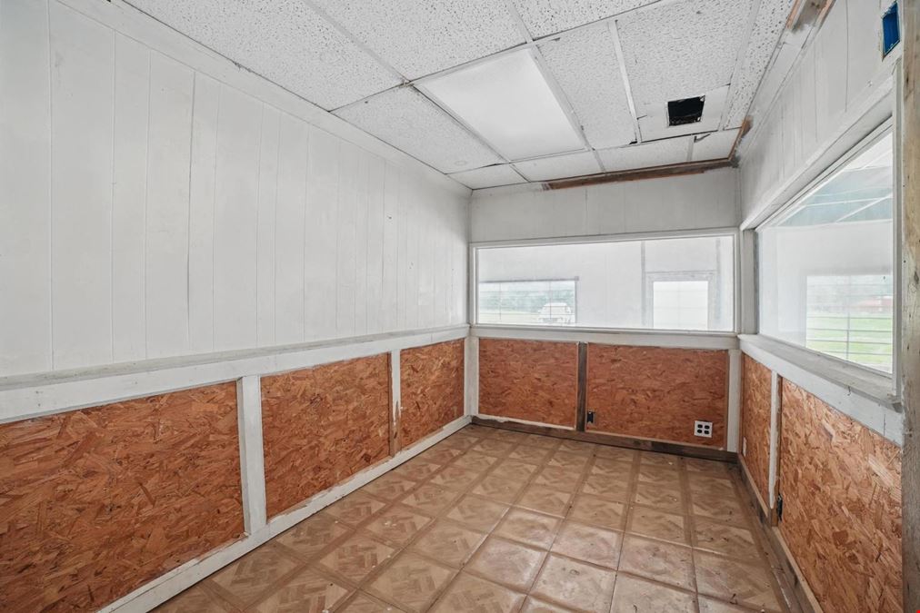 Flex for Lease in Royse City