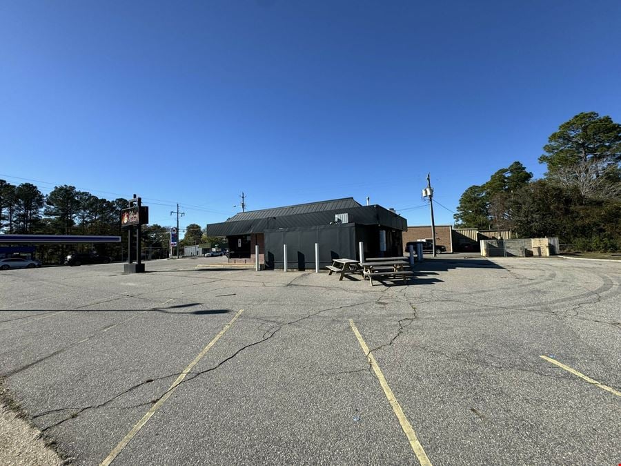 Former Hibachi Restaurant on Yadkin Road