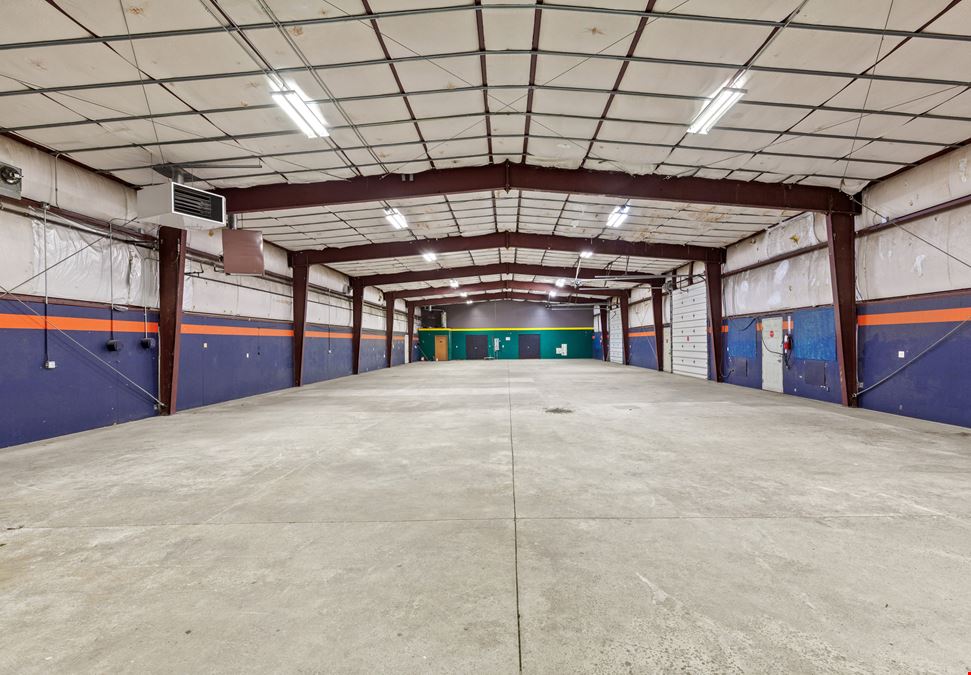 10,000 SF Industrial Building w/ Secured Yard