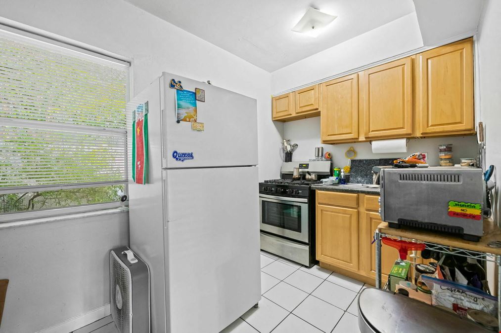 724-730 NE 3rd Ave