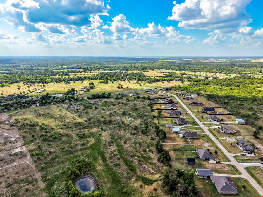 Land Multi-Family Development in Oak Ridge - 7348 N State Highway 34