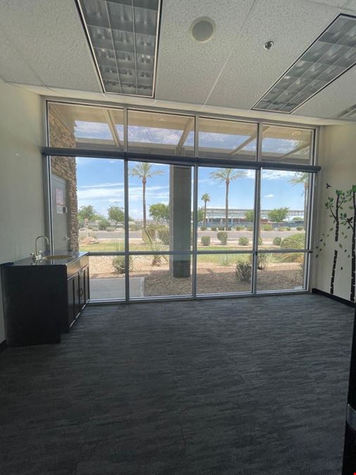 Palm Valley Professional Plaza