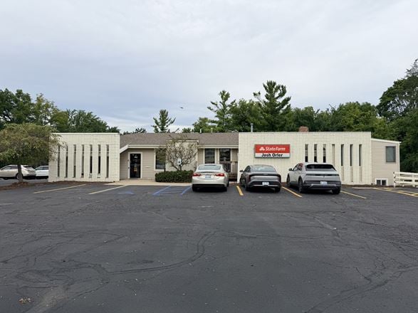 Preview of Office space for Rent at 6158 W Saginaw Hwy