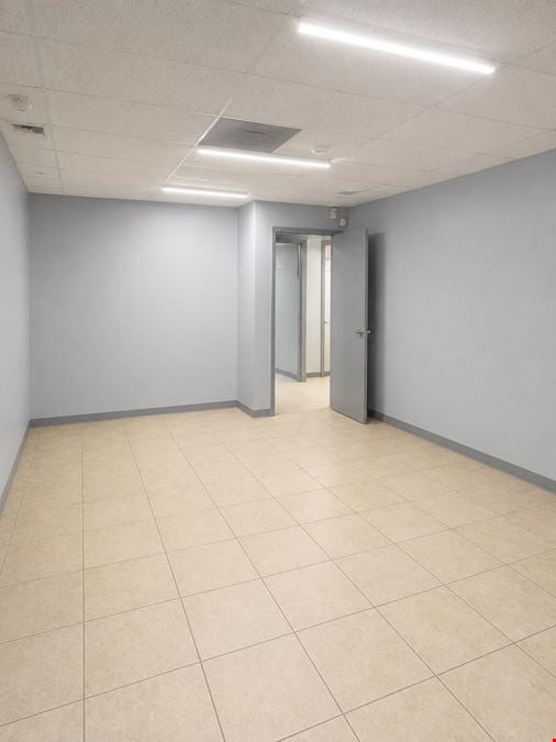 5555 NW 74 Ave Miami FL 33166